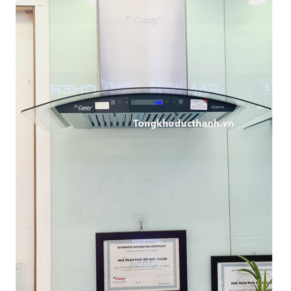 Máy-hút-mùi-kính-cong-DB70Q Máy hút mùi Canzy CZ DB70Q ( CÔNG SUẤT 1.200M3, HÚT ÊM, ĐIỀU KHIỂN VẪY TAY) - Ảnh 1