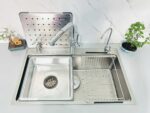 Chậu rửa bát Gento Inox chống xước GT04-7848 New và vòi rút vuông - Ảnh 3
