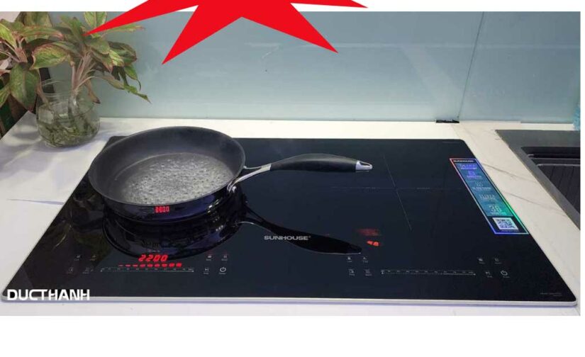 Bếp từ Sunhouse SHB555DI (  booster 2200W)